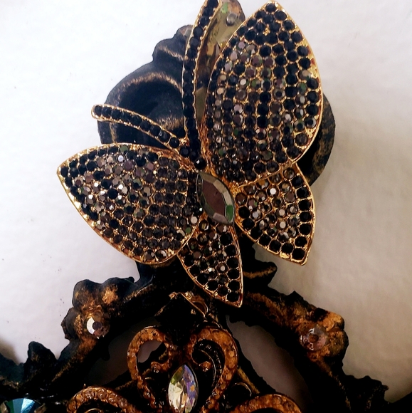 Black and gold wall cross one-of-a-kind wall art - Picture 3 of 7